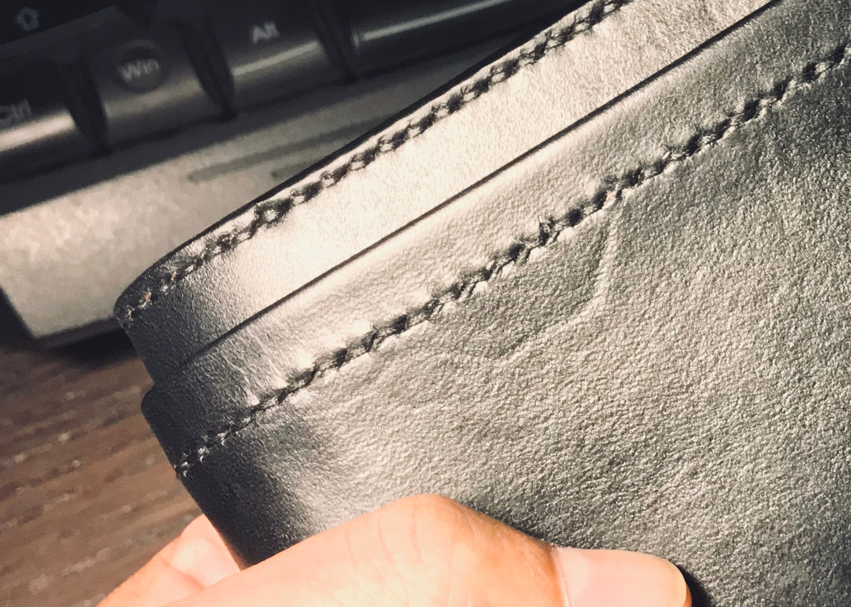 The HWB9 Bi-fold Leather Wallet